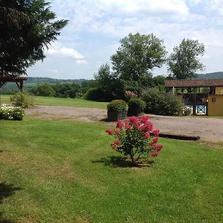 Domaine De Granval D'hotes Εξοχικό σπίτι *