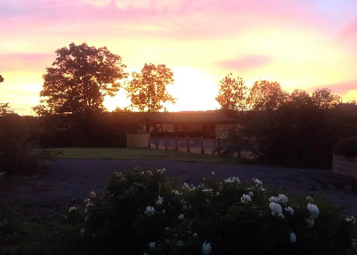 Casa de Campo Domaine De Granval D'hotes Bretenoux